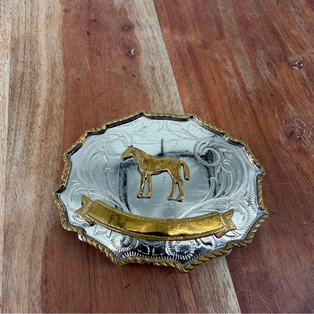 Standing Horse With Blank Award Ribbons Vintage Western Belt Buckle Rope Boarder